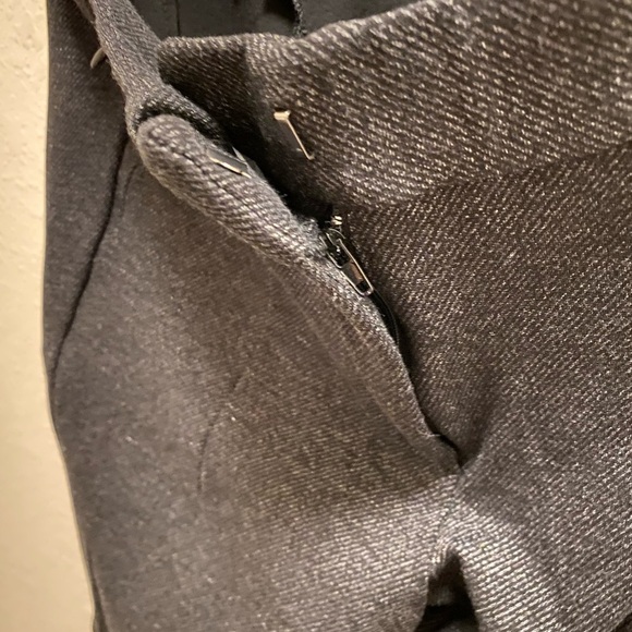 Neiman Marcus dark grey slacks size 10 - Picture 7 of 9